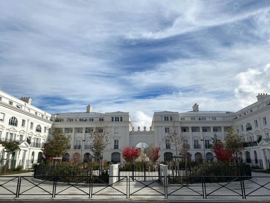 Suite Cartier Near Disneyland Paris Serris Exterior photo